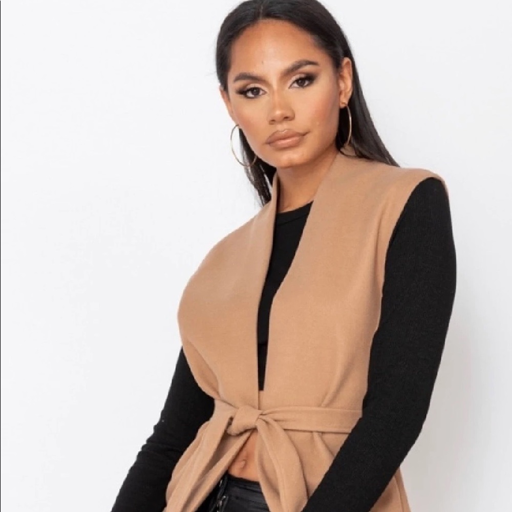 Camel Wrap Vest